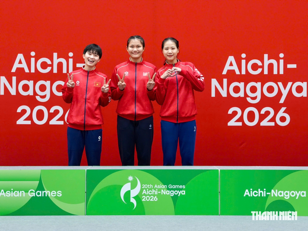 X&uacute;c động khoảnh khắc cầu m&acirc;y đ&ocirc;i nữ Việt Nam gi&agrave;nh HCV ASIAD 20: Vui sao nước mắt lại tr&agrave;o!- Ảnh 14.