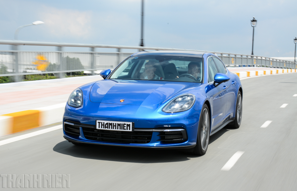Porsche Panamera 2017 ra mắt tại Việt Nam giá từ 4890 tỷ đồng #55 Porsche Panamera 2017 ra mắt tại Việt Nam giá từ 4890 tỷ đồng