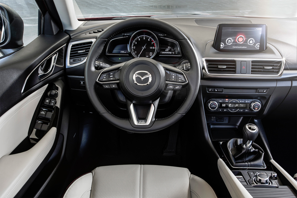  Los autos Mazda pueden ser 'hackeados' con una memoria USB