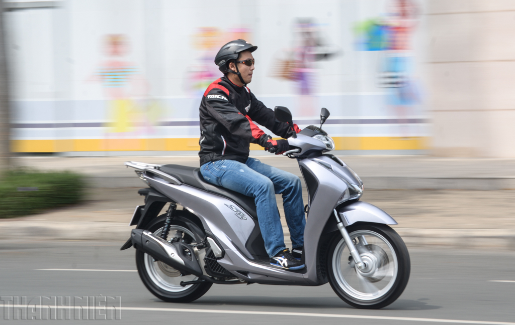 Review xe Honda Sh 150i đời 2013  xứng đáng vua xe ga 150cc  Viết bởi  cuLong