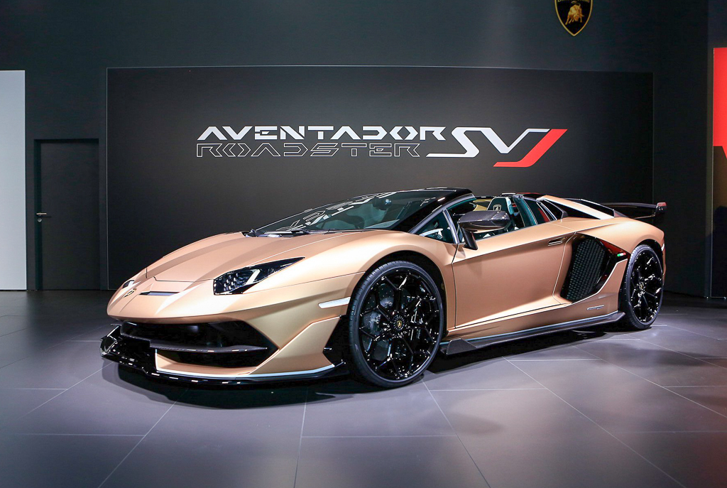 Lamborghini trình làng siêu xe mui trần Aventador SVJ, chỉ sản xuất 800  chiếc