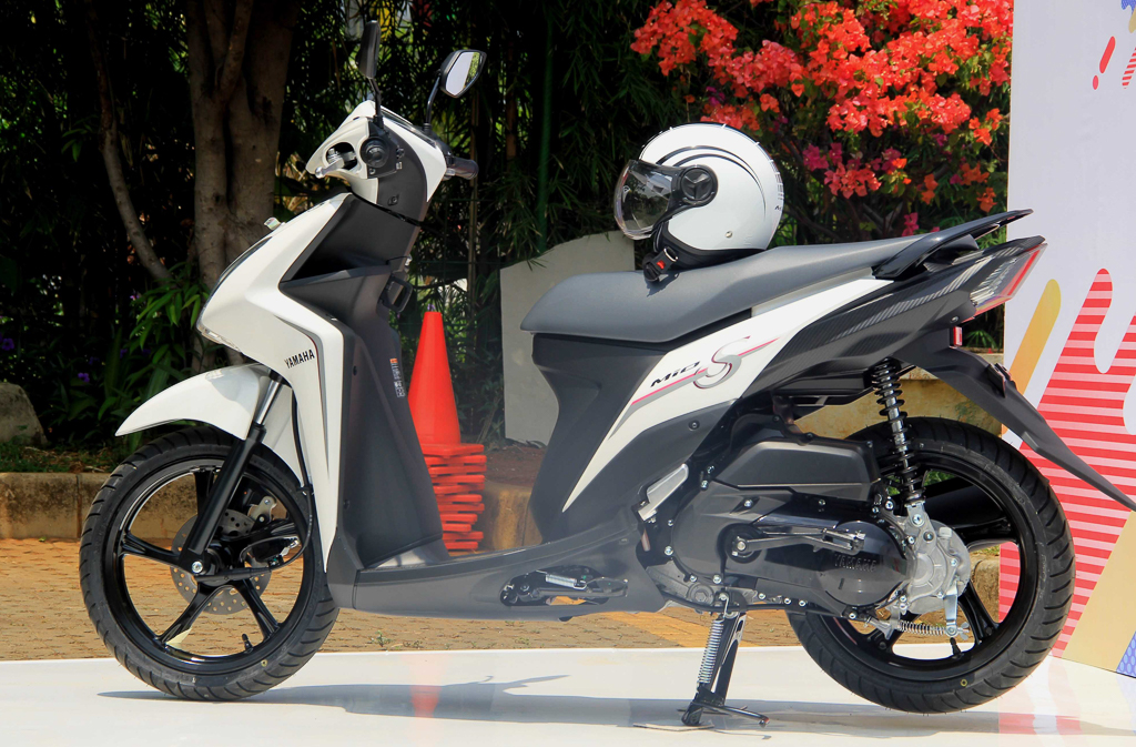 Yamaha mio classing sporty 2004 kuning pajak on Motor di Carousell