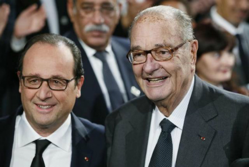 Tổng thống Pháp Francois Hollande cùng cựu Tổng thống Jacques Chirac - Ảnh: Reuters