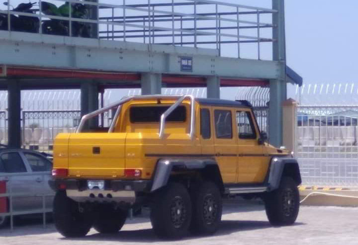 Quái Vật' Mercedes-Amg G63 6X6 Đầu Tiên Về Việt Nam