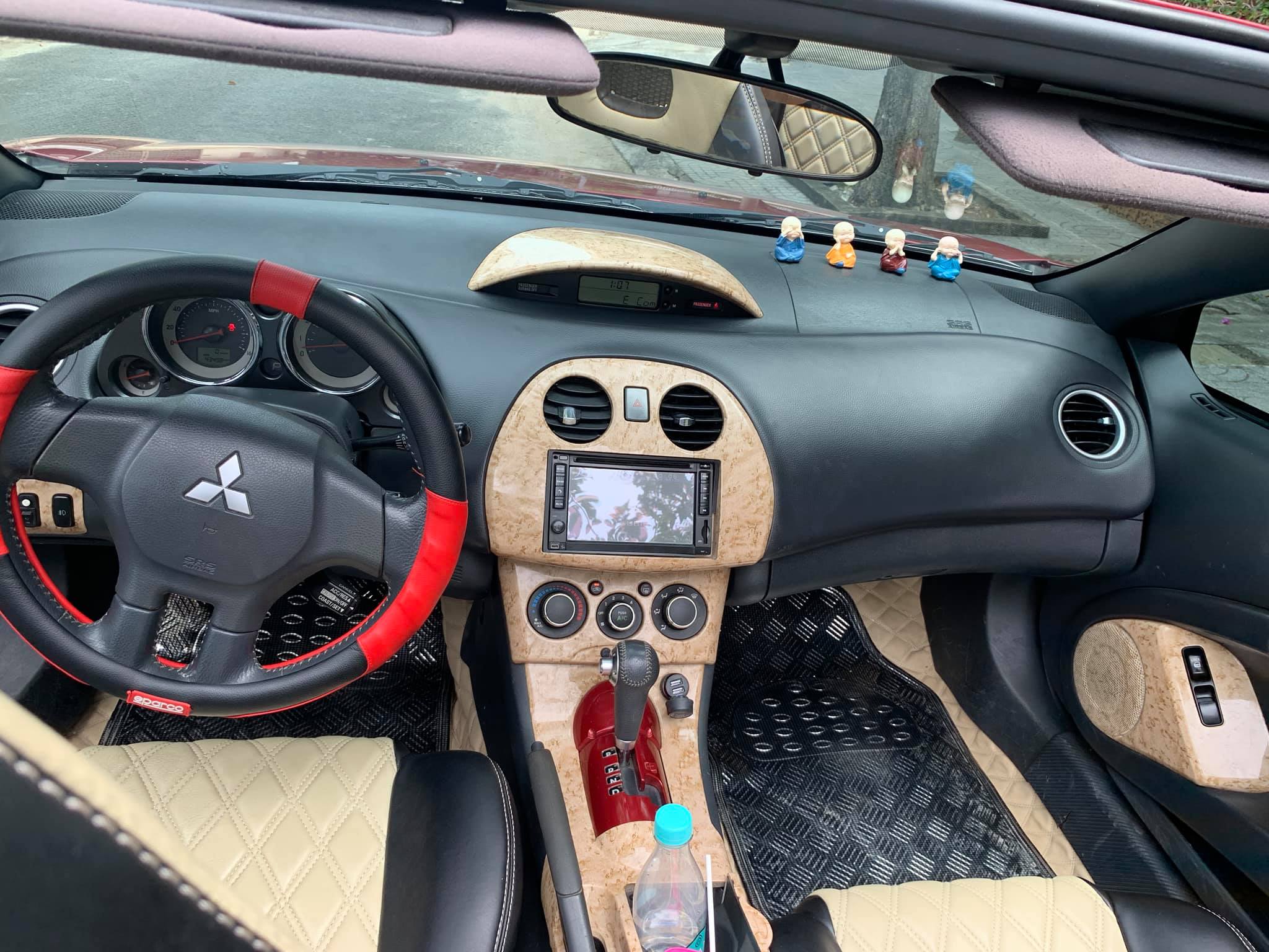 Mitsubishi Eclipse - xe mui trần giá 500 triệu đồng tại Việt Nam Mitsubishi Eclipse - Xe Mui Trần Giá 500 Triệu Đồng Tại Việt Nam