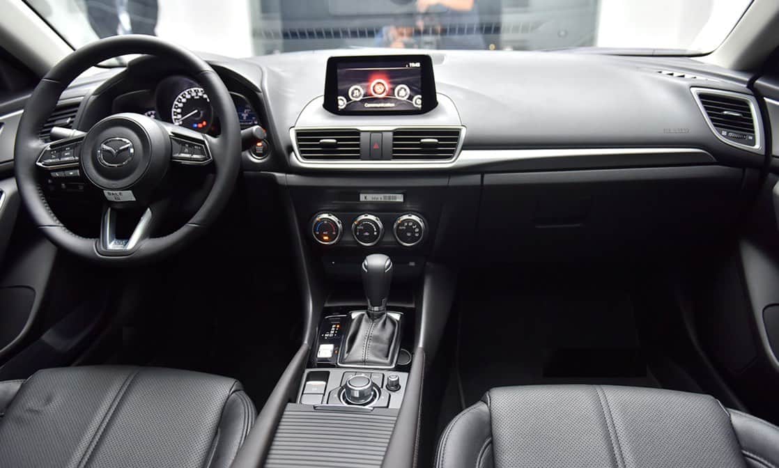  Mazda3 tiene una nueva versión en 2020, la versión anterior todavía se vende bien