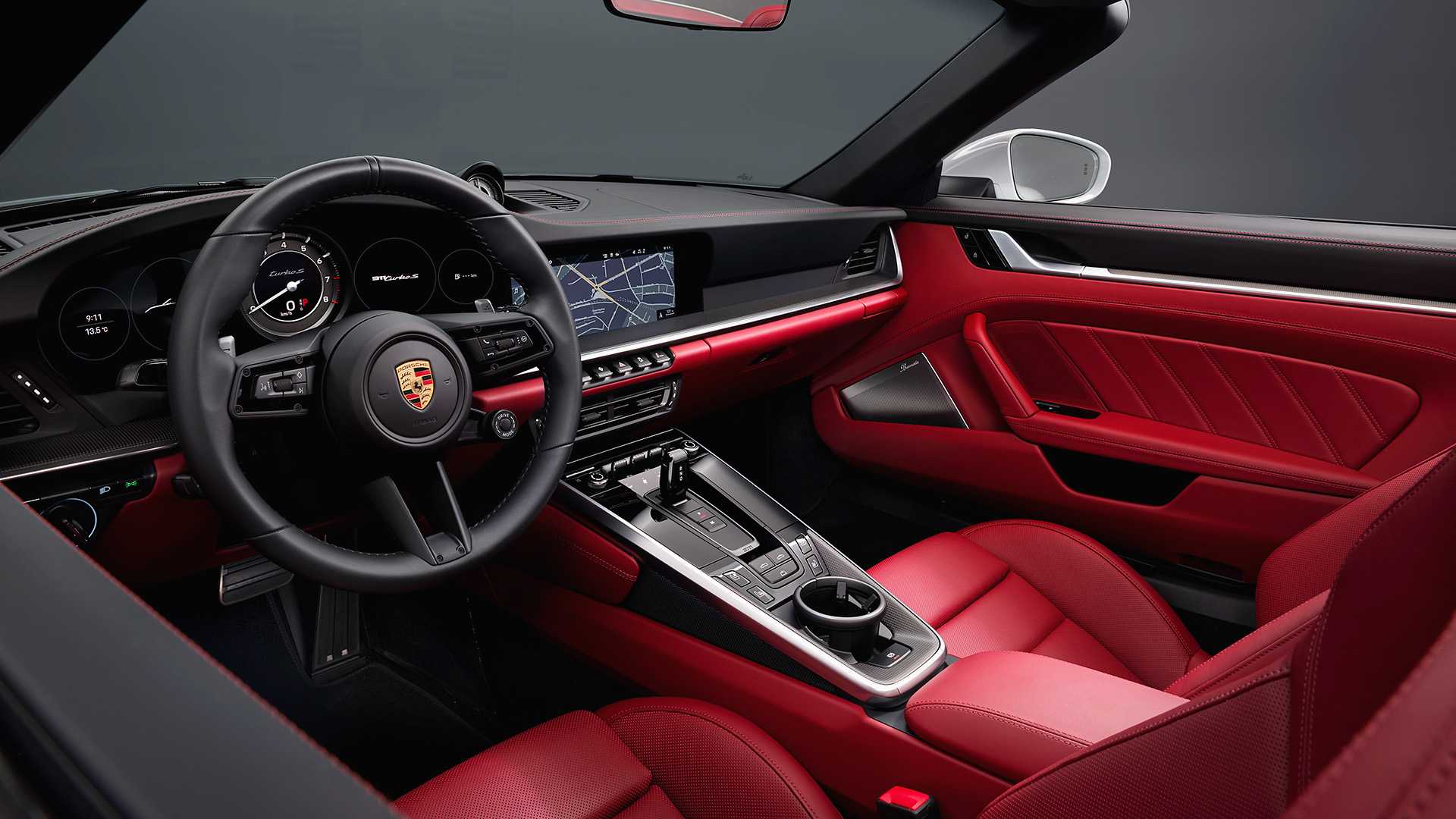 Porsche 911 Turbo S 'hút hồn' dân chơi xe với 640 mã lực