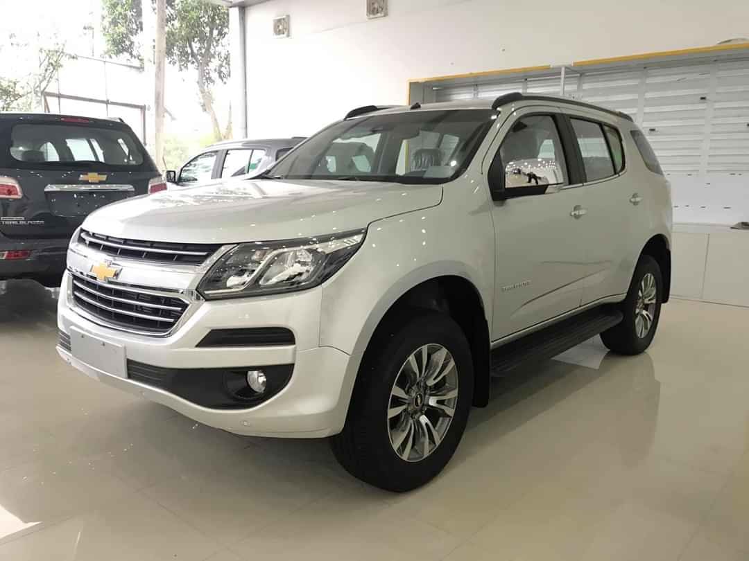 Tư vấn mua xe tầm giá 700 triệu Chevrolet Trailblazer cũ hay Mitsubishi  Xpander mới  Tư Vấn Mua Xe  Otosaigon