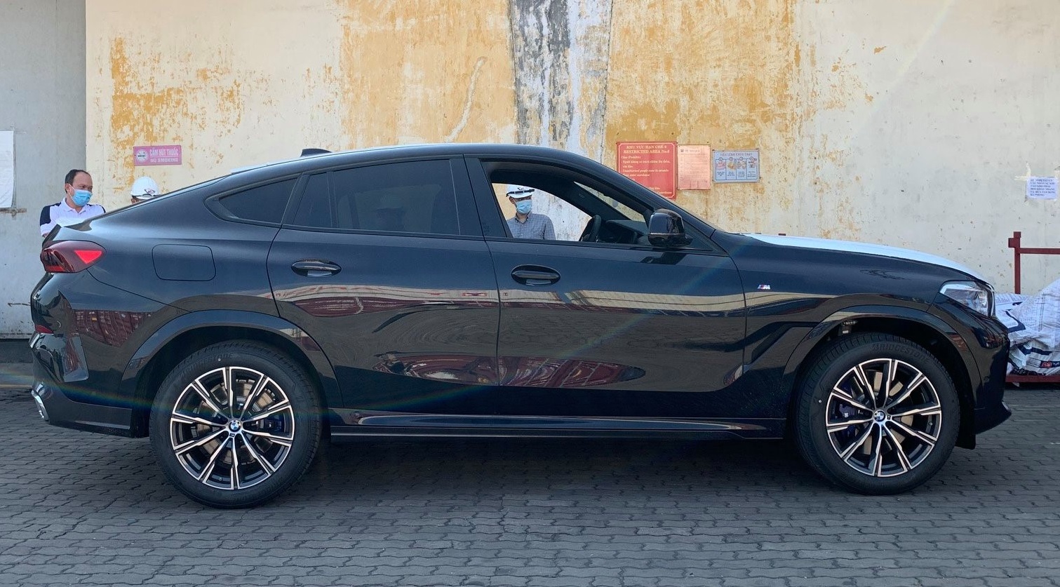 Bmw X6 Xdrive40I M Sport 2020 Về Việt Nam, 'Đe Dọa' Mercedes Gle Coupe