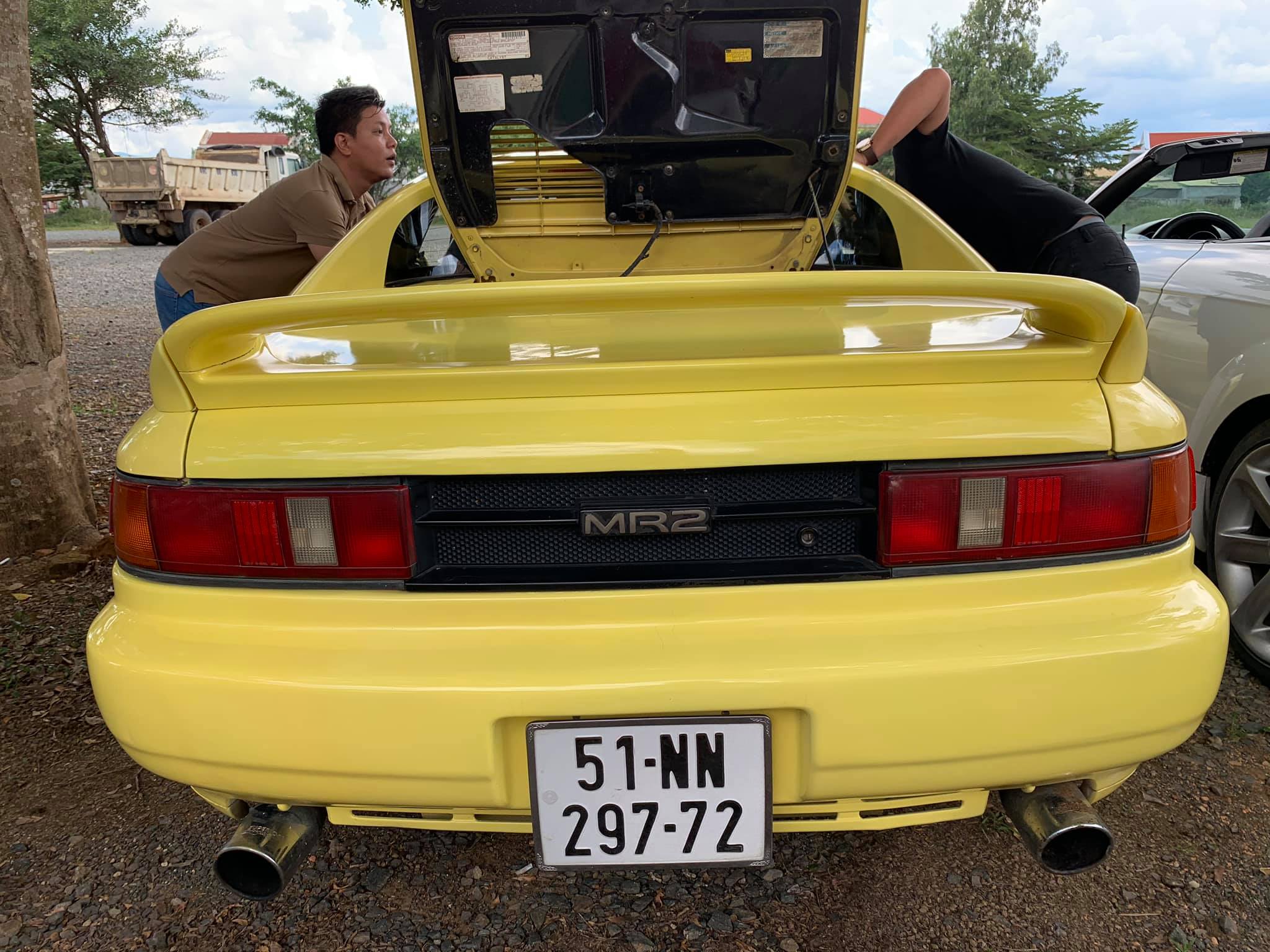 Xe hiếm Toyota MR2 1991 xuất hiện tại Việt Nam