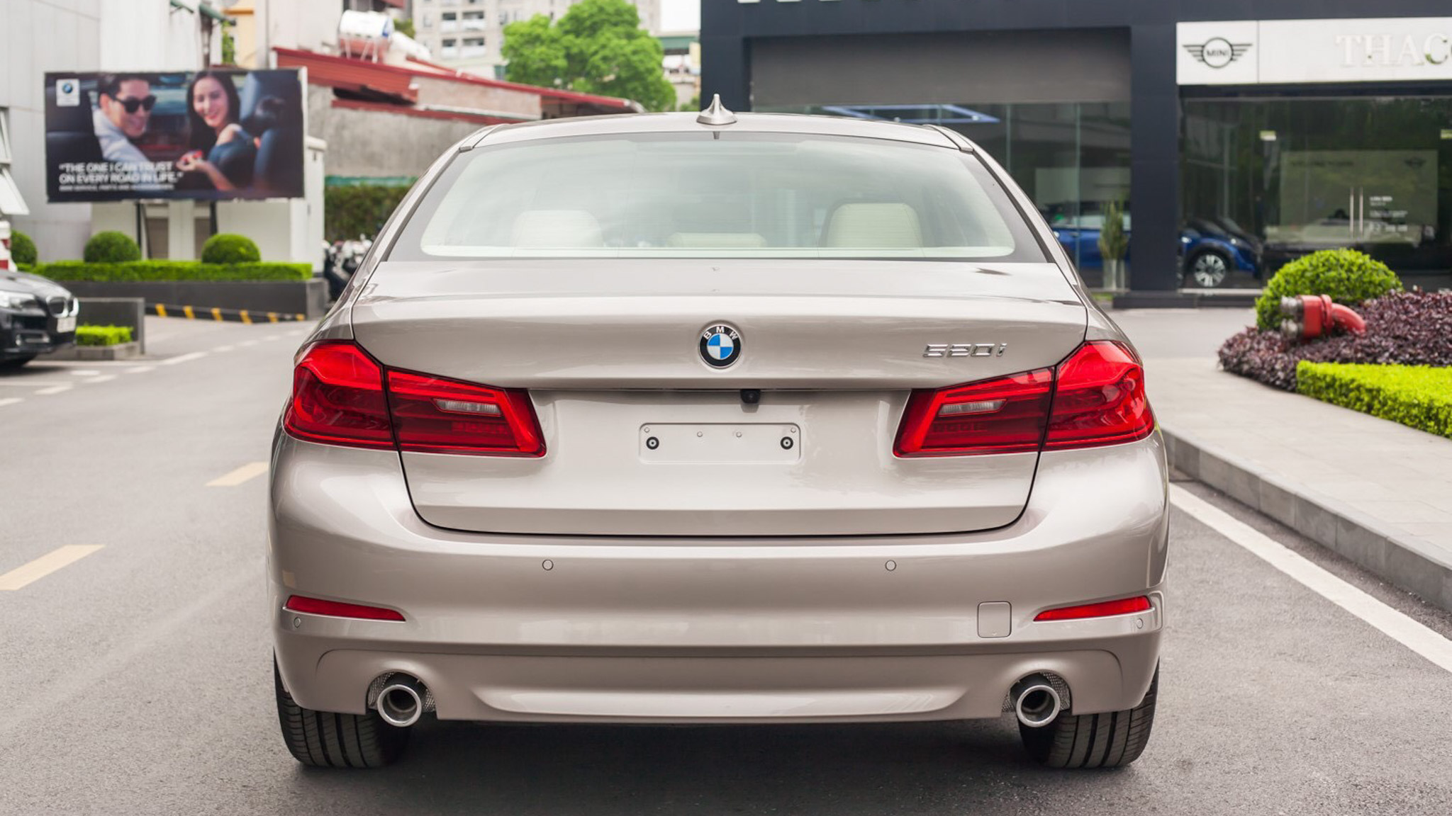 Thông số kỹ thuật và trang bị xe BMW 520i 2019 tại Việt Nam