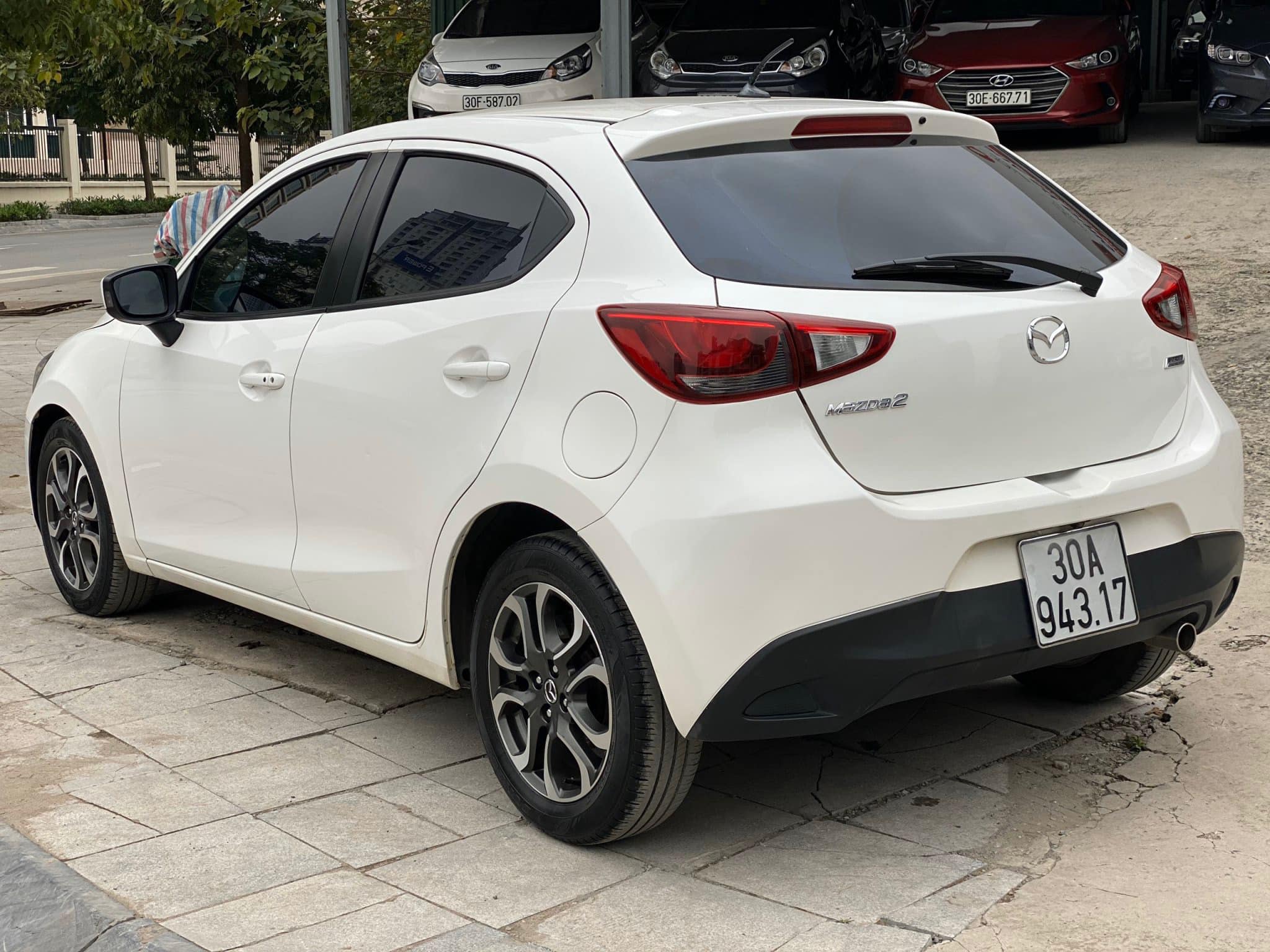 Giá xe Mazda 2 Hatchback 2023  Đánh giá Thông số kỹ thuật Hình ảnh Tin  tức  Autofun