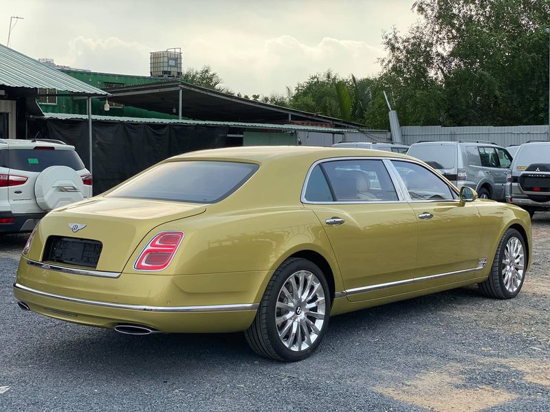 Mô hình xe Bentley Mulsanne 124 Gold  SP004843 Double Horse