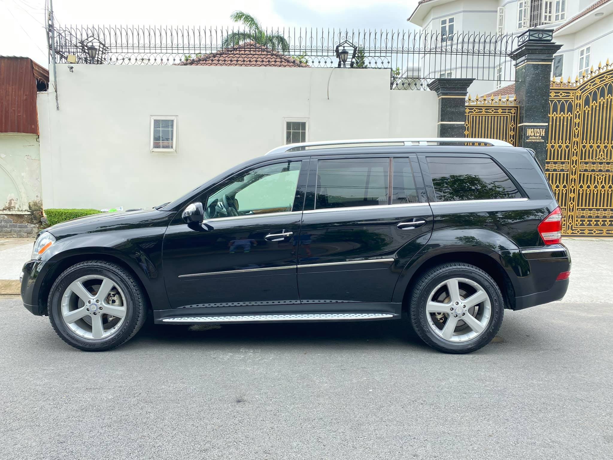 MercedesBenz GL 450 2007  SUV 7 chỗ full size hơn 10 năm tuổi giá trên  800 triệu đồng