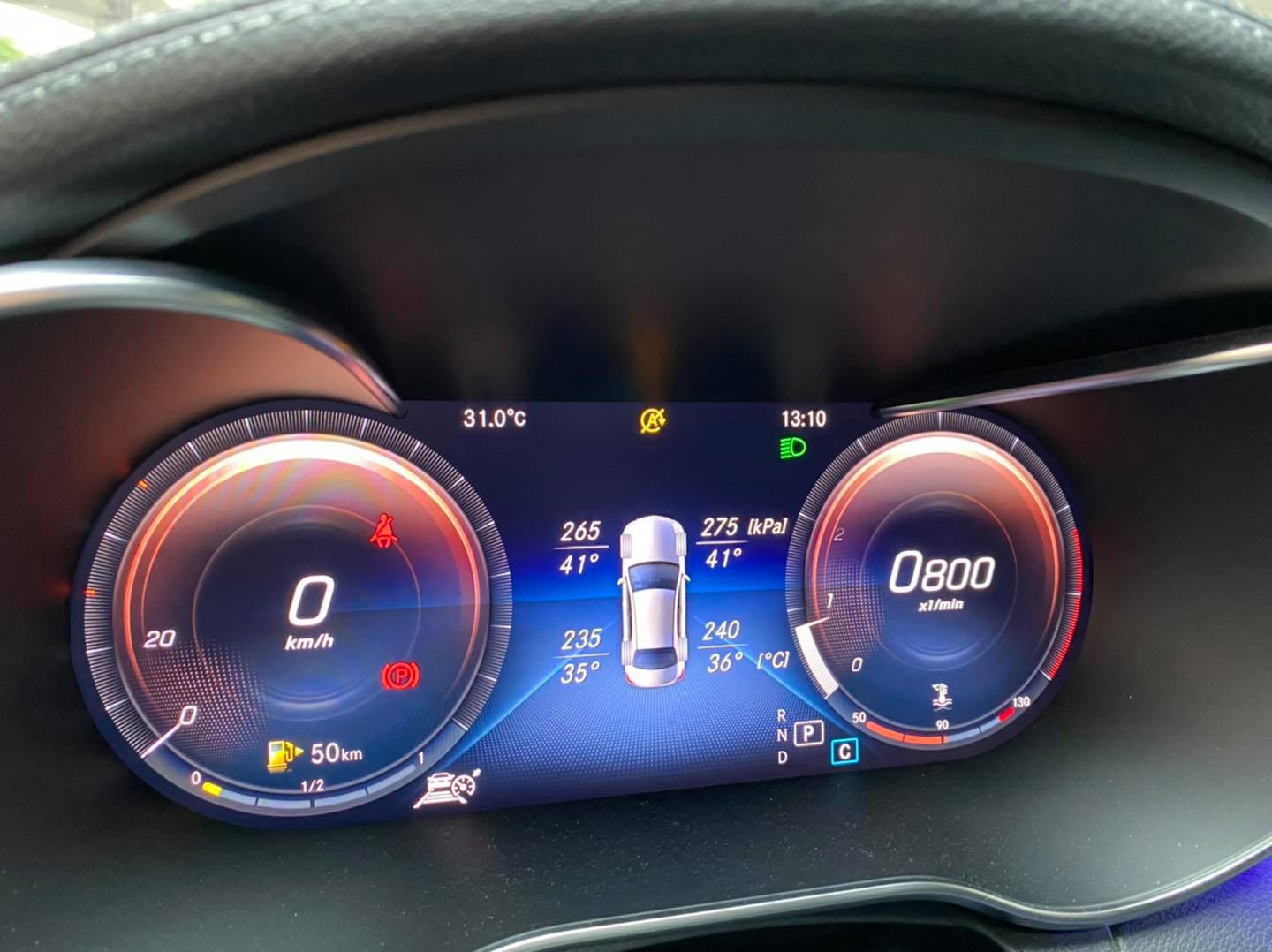 Cập nhật giao diện tiếng Việt cho nhiều mẫu xe MercedesBenz