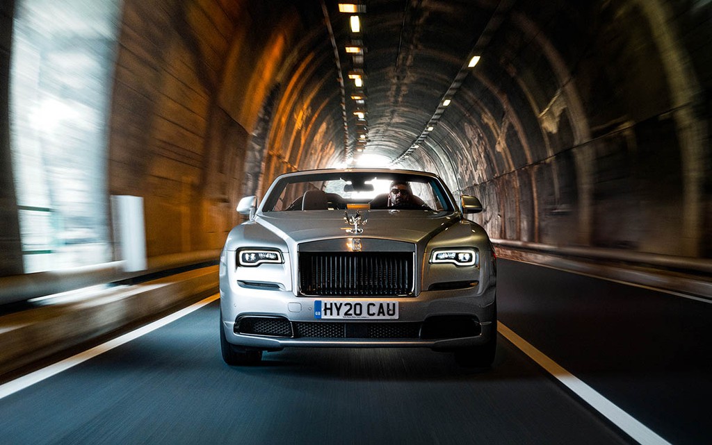RollsRoyce Dawn Silver Bullet lands in Australia only 1 in the country   PerformanceDrive