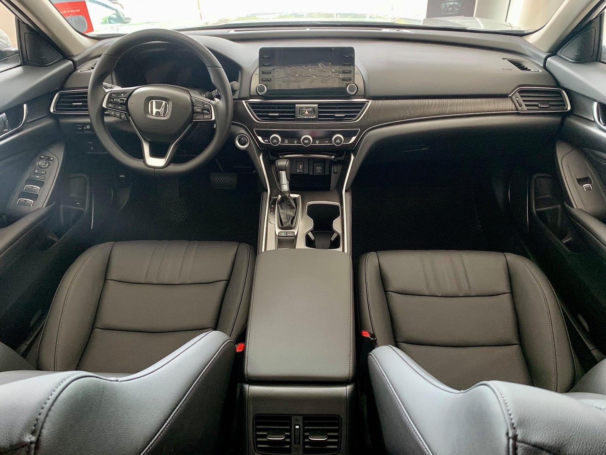 Honda Accord 2019 bán ra tại Thái Lan giá 1 tỷ VNĐ