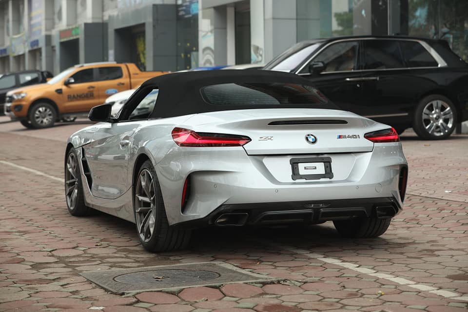 BMW Z4 M40i máy 30 giá hơn 5 tỉ đồng tại Việt Nam