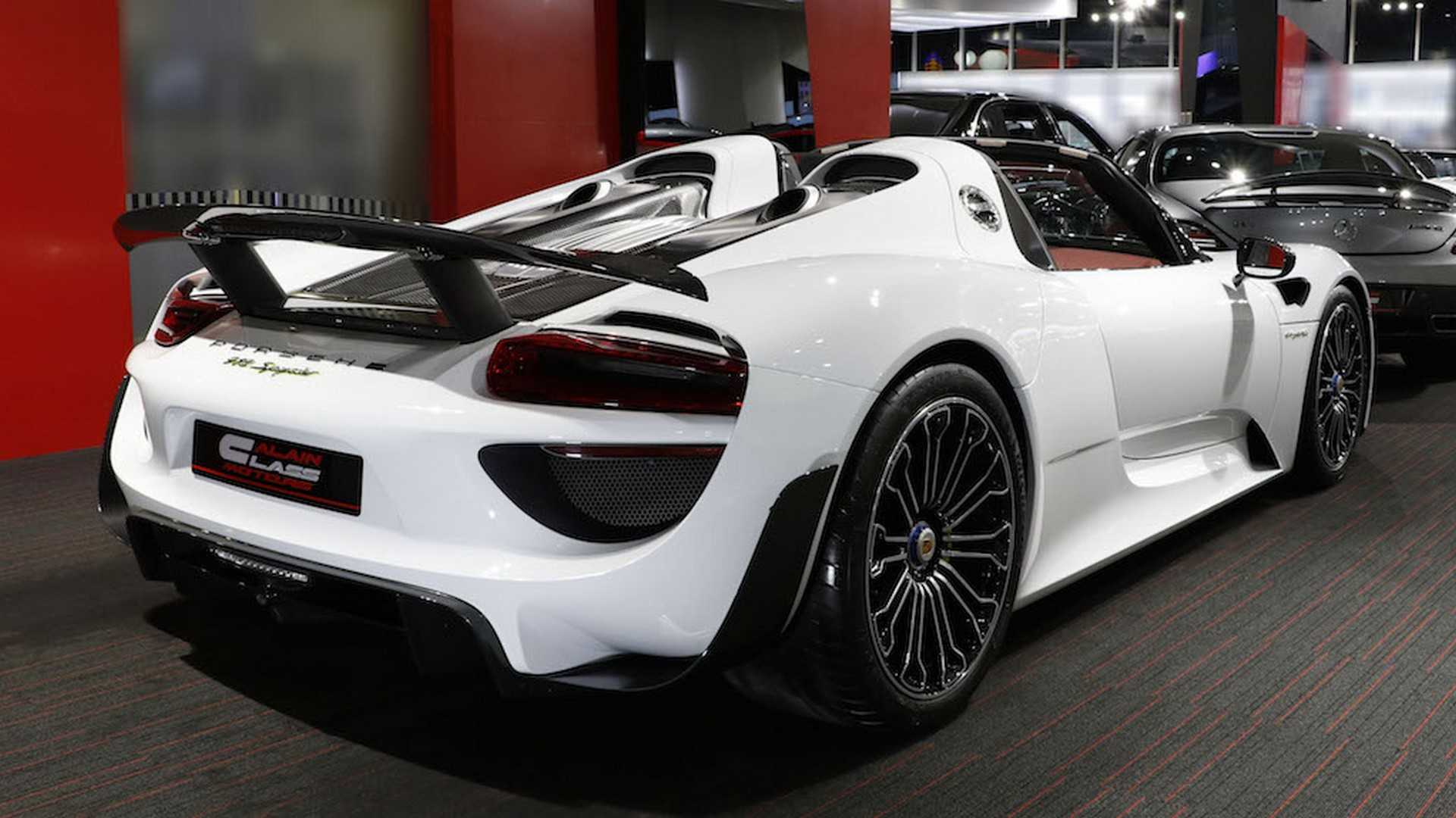 Siêu xe xăng - điện Porsche 918 Spyder đầu tiên về Việt Nam Siêu xe xăng - điện Porsche 918 Spyder đầu tiên về Việt Nam