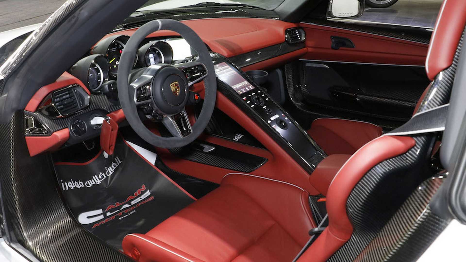 Siêu xe xăng - điện Porsche 918 Spyder đầu tiên về Việt Nam Siêu xe xăng - điện Porsche 918 Spyder đầu tiên về Việt Nam