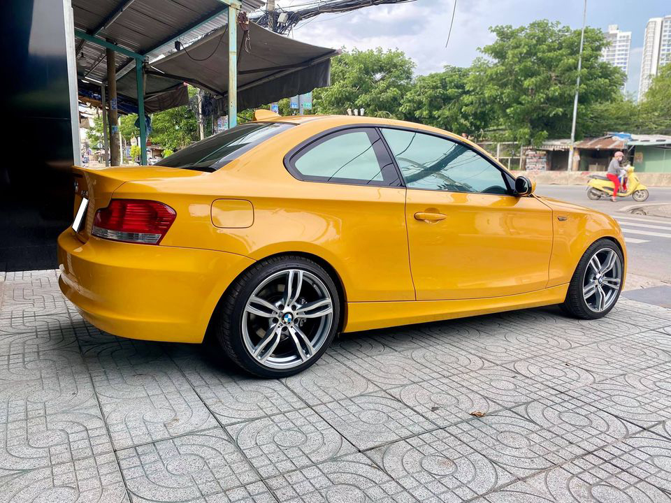  Coche único BMW 8i 'jugador' en Vietnam