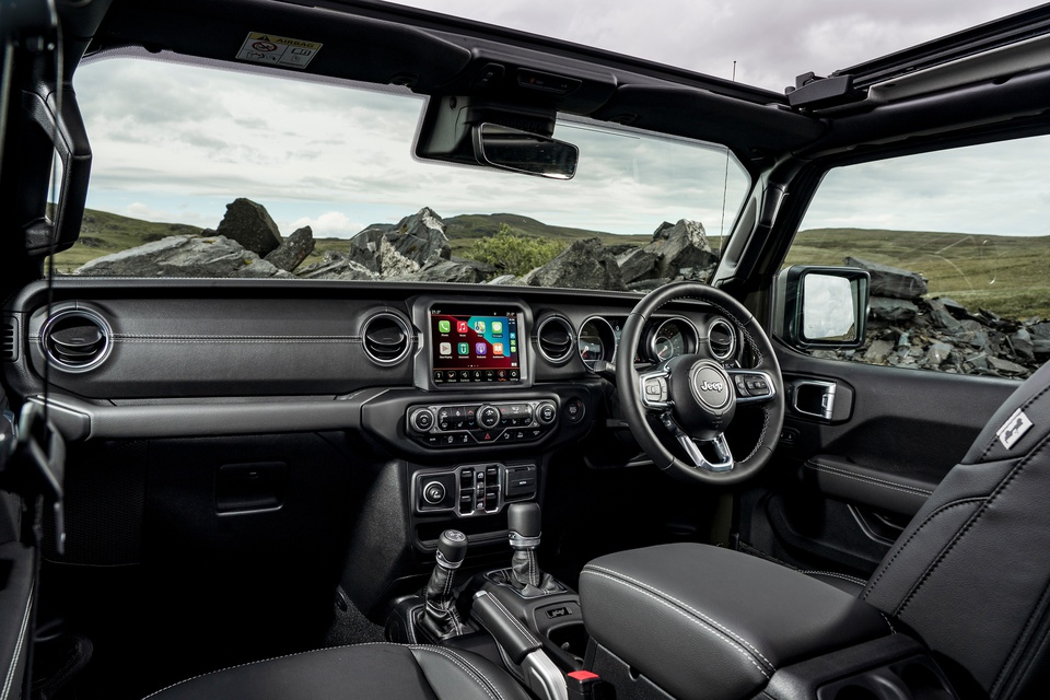 Jeep Wrangler bản đặc biệt có gì khác biệt so với bản tiêu chuẩn?