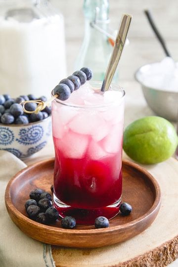 Thử Làm 3 Loại Mocktail Này ở Nhà để Tận Hưởng Cảm Giác Sảng Khoái Mát Lạnh Của Mùa Hè