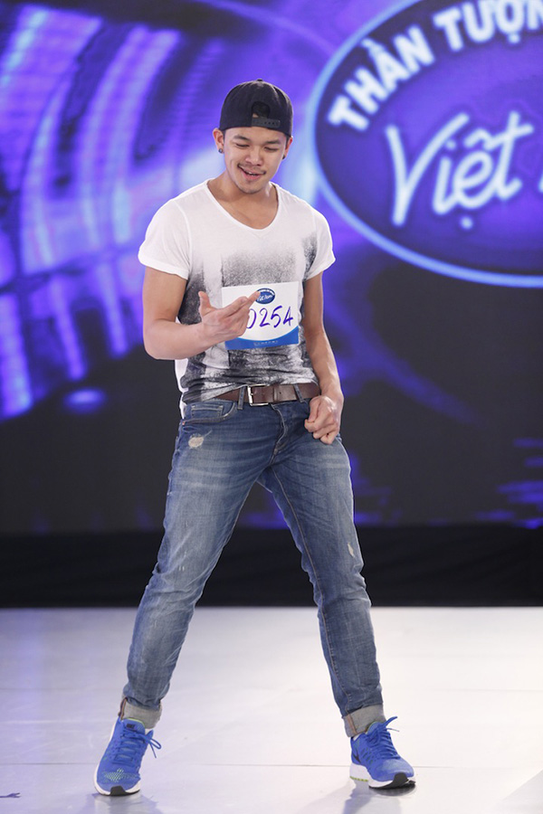 Vietnam Idol 2015: Hotboy Việt kiều Đức tự tin chinh phục Thu Minh - ảnh 3