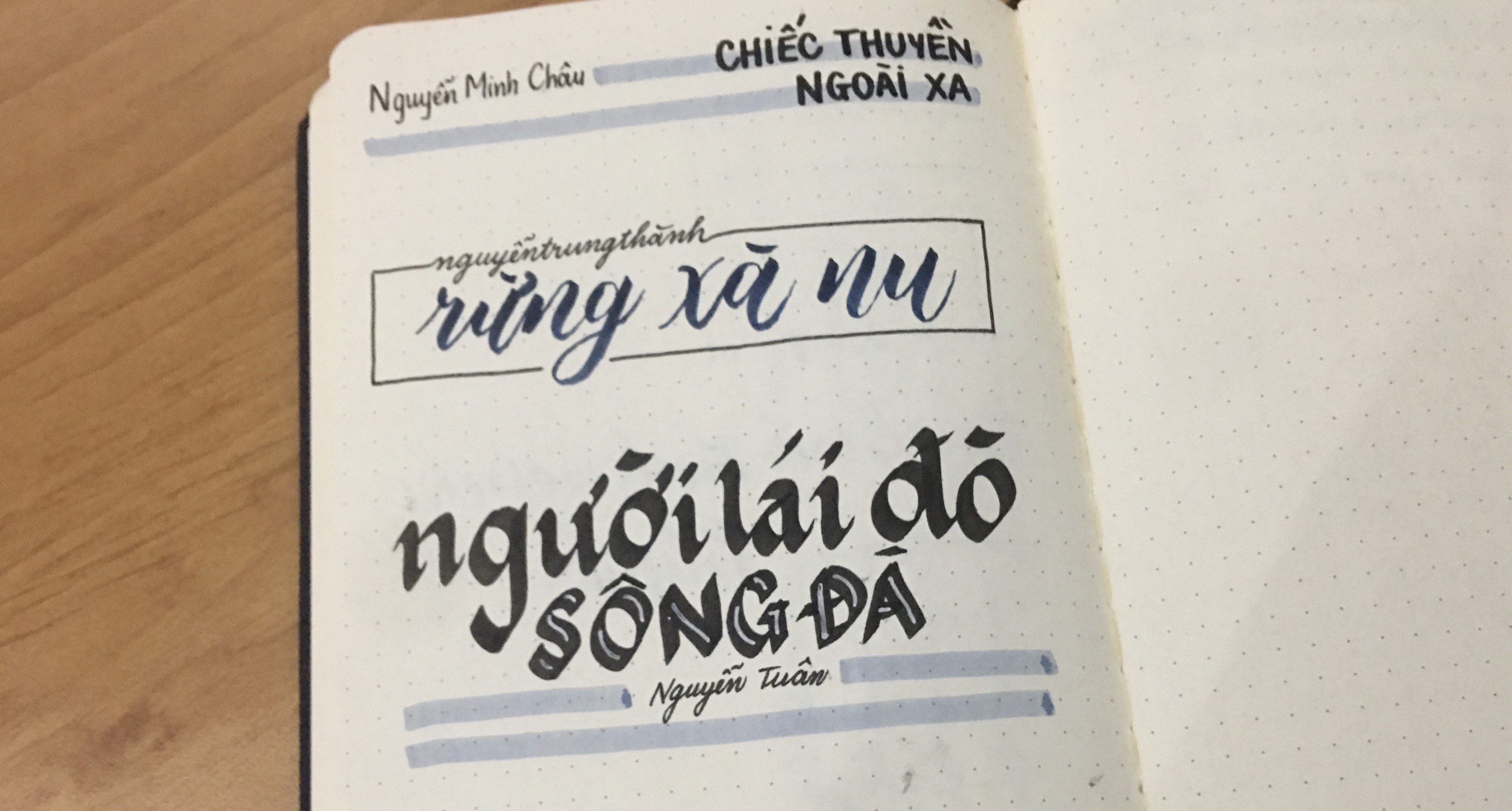 Chì đơn giản nhưng tác phẩm lại đẹp nghệ thuật khiến bạn không thể rời mắt. Hãy xem người lái đò được vẽ với tình cảm và sự tinh tế nhất định sẽ khiến bạn thích thú.