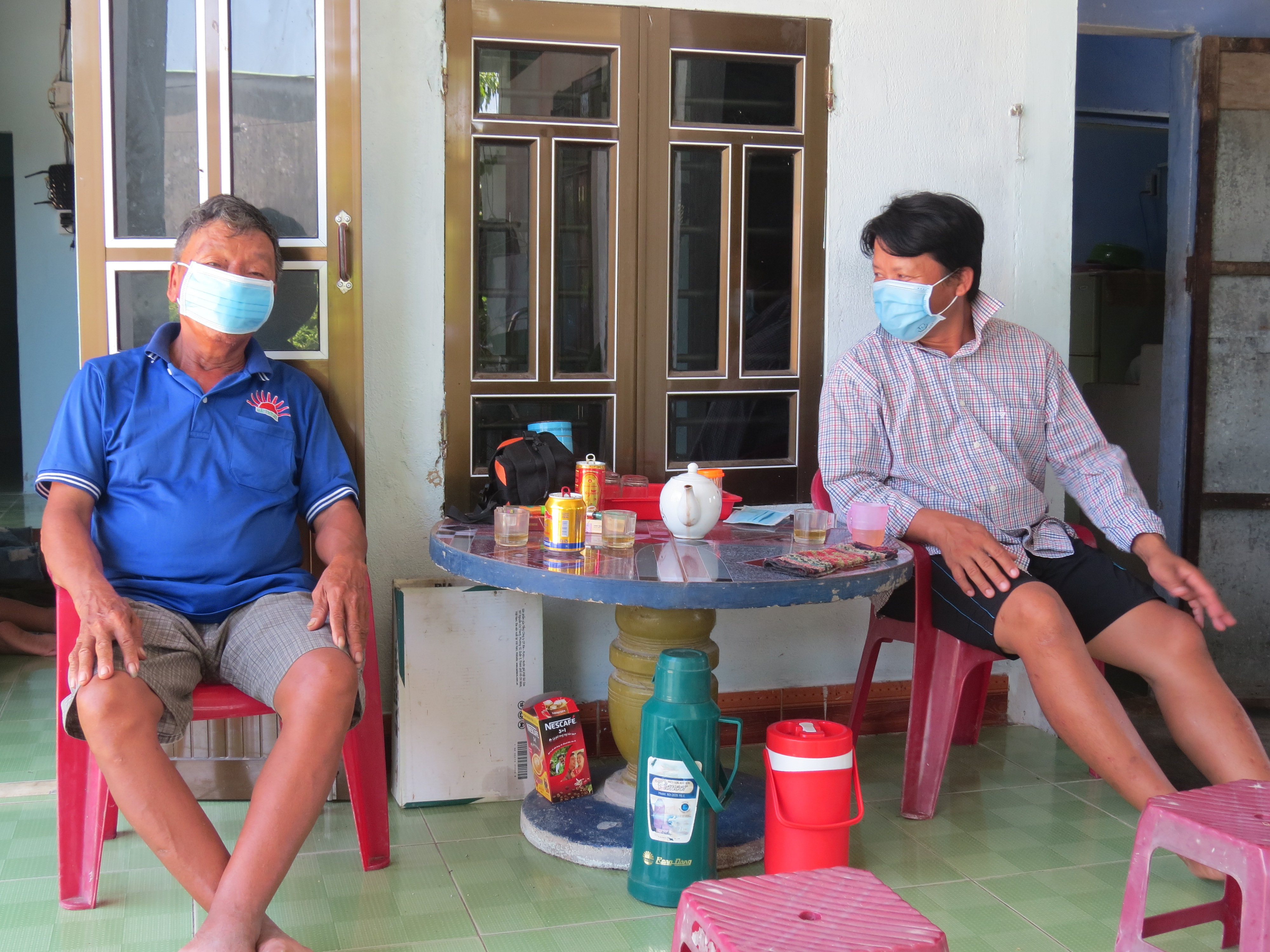 Về quê mùa dịch