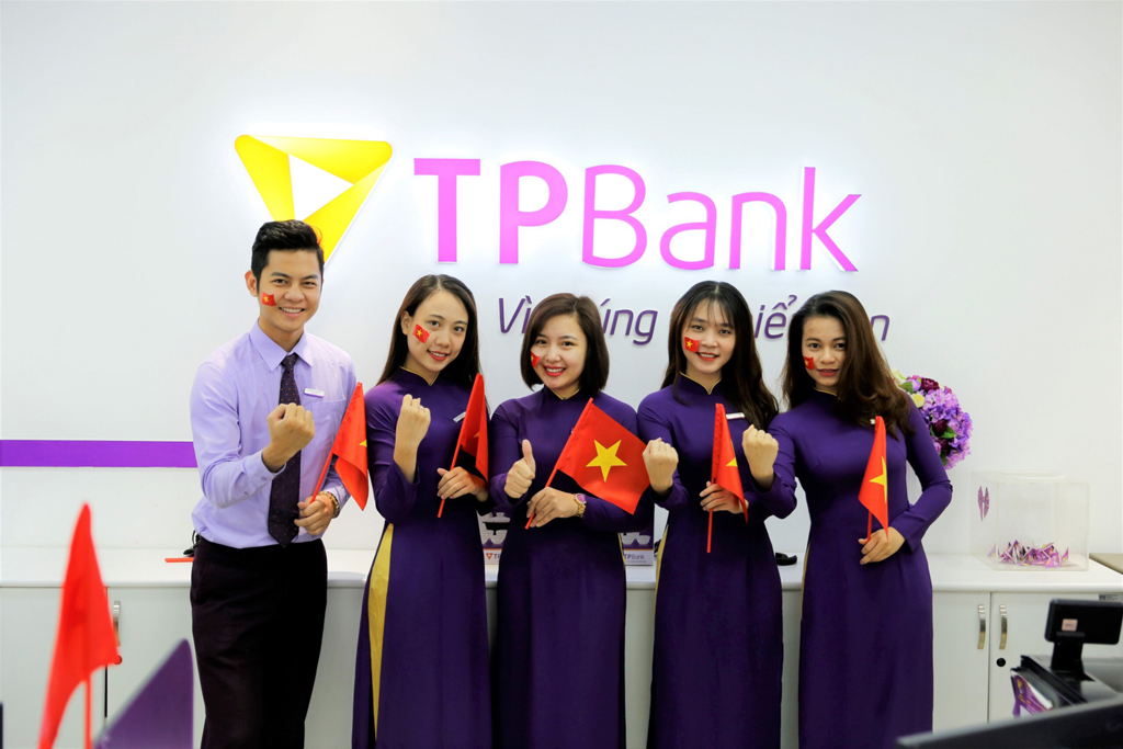 TPBank luôn đồng hàng cùng đội tuyển bóng đá Việt Nam từ đấu trường khu vực đến châu lục