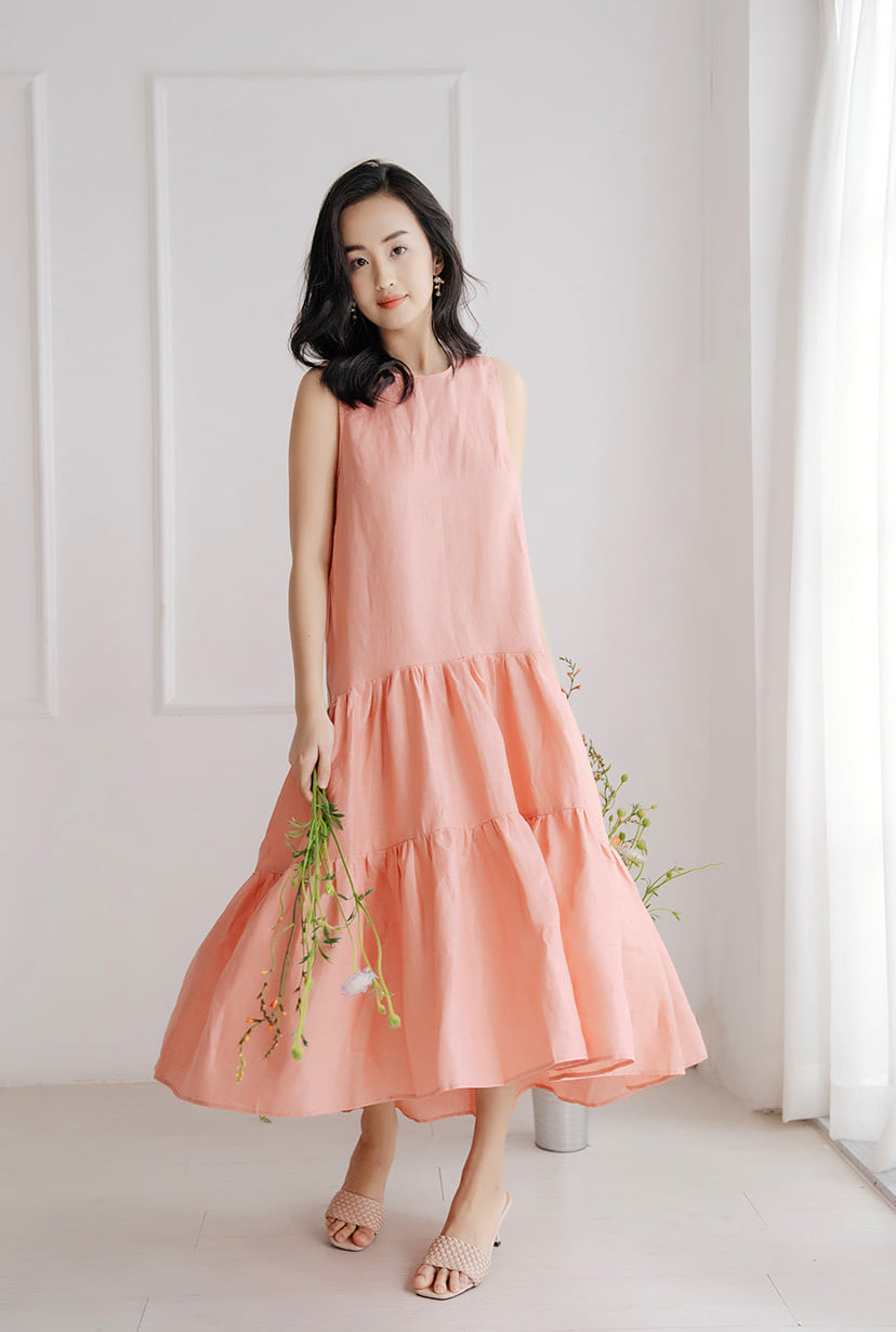 Đầm Vàng Carolan Cổ Tròn Tay Cánh Tiên Dáng Suông Dài Nomi Dress