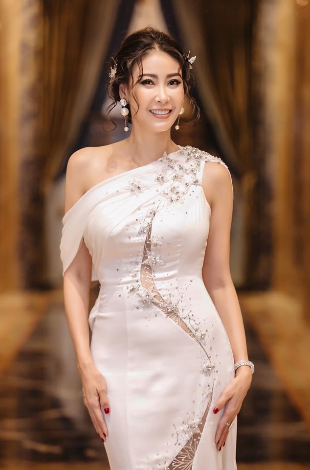 Hoa hậu Hà Kiều Anh: Muốn sống êm đềm thì đừng vào showbiz