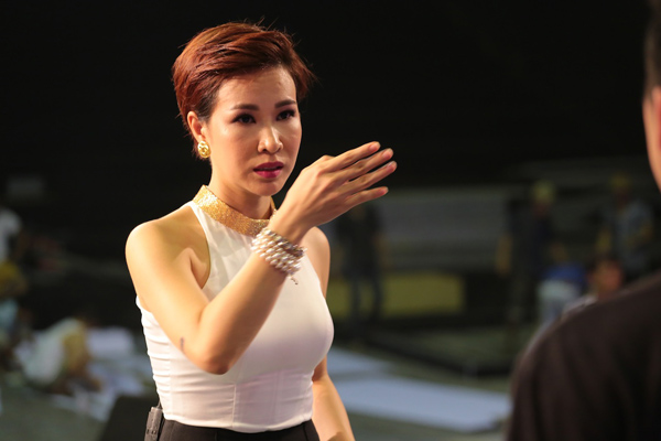 Vietnam Idol: Uyên Linh hướng dẫn Top 5 nam tập luyện Vòng Studio - ảnh 4