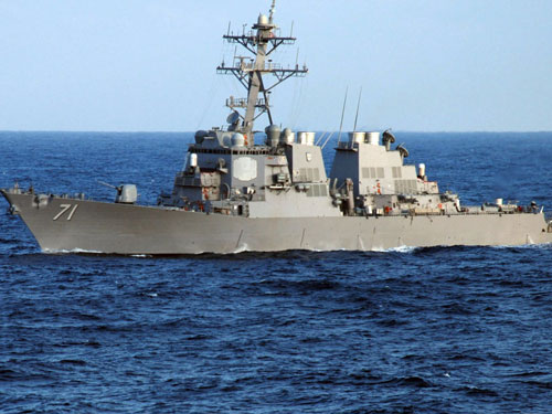 Tàu USS Ross của Mỹ đang hoạt động ở biển Đen - Ảnh: AFP