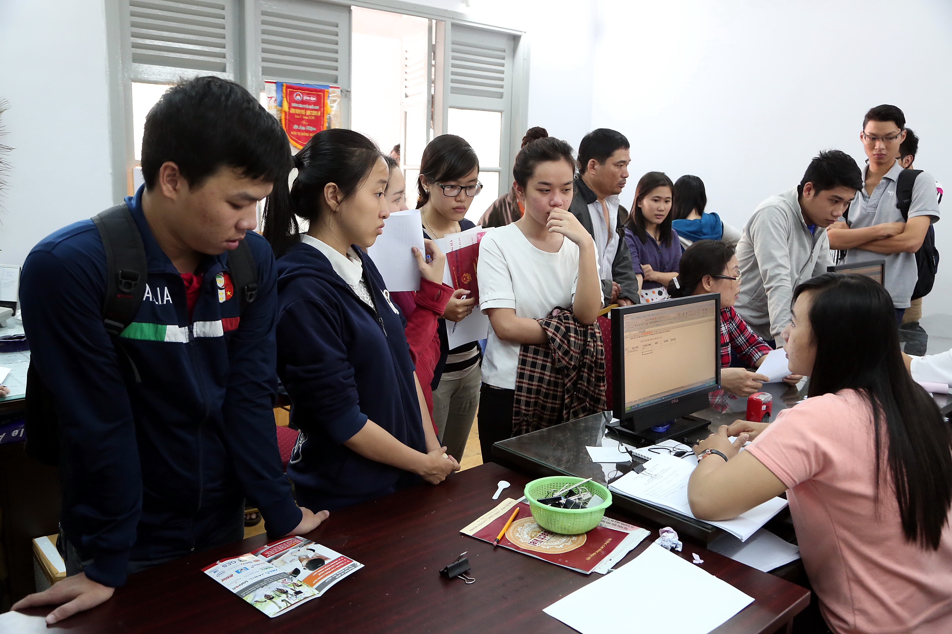 Không thu lệ phí chấm phúc khảo