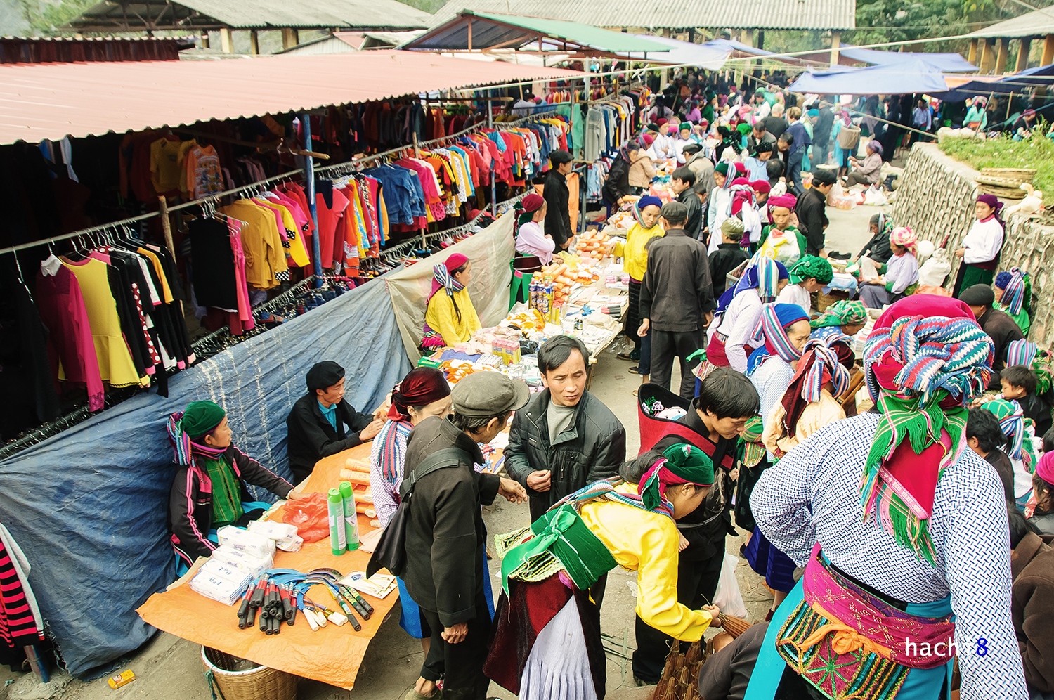 Sa Phin market in Ha Giang