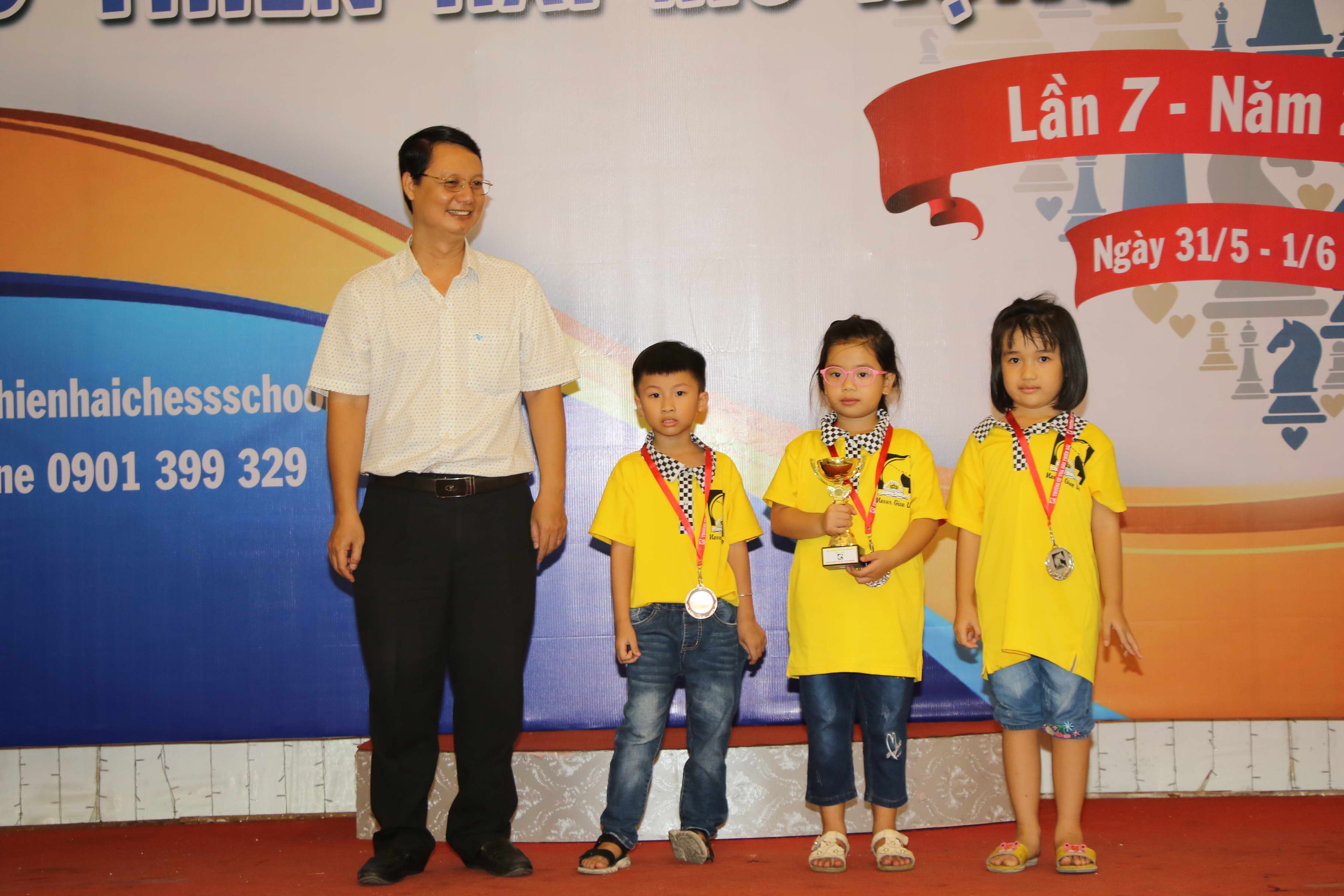 Hào hứng giải cờ vua trường Đào Thiên Hải