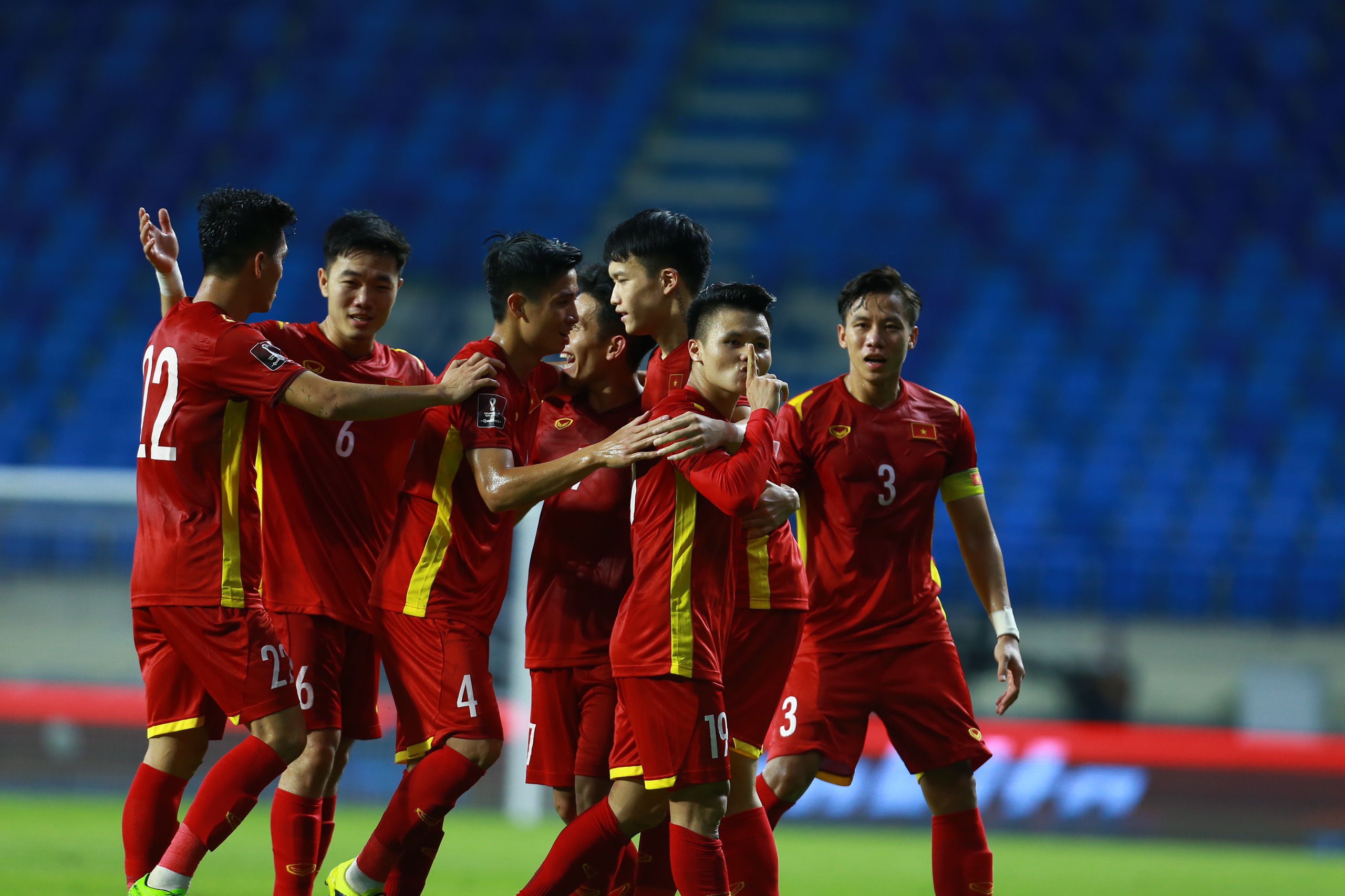 Bảng xếp hạng bảng g vòng loại world cup 2022 hôm nay tuyển việt nam nắm lợi thế
