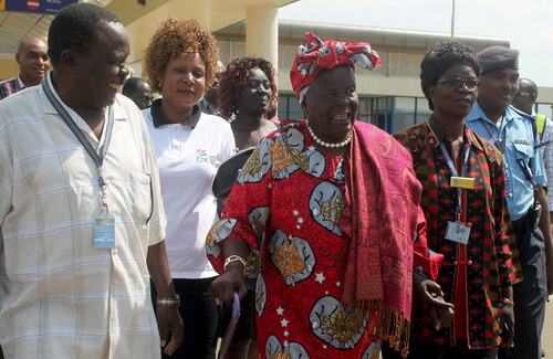 Bà Sarah Obama, vợ thứ của ông nội tổng thống Mỹ - Ảnh: Reuters
