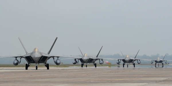 Mỹ đưa phi đội F-22 trực chiến ở Đông Nam Á về nước - ảnh 1