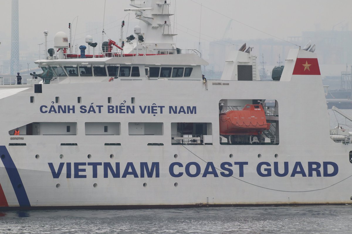 Hình ảnh tàu Cảnh sát biển hiện đại nhất Việt Nam thăm Nhật Bản