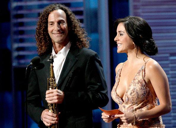 nghe-si-saxophone-Kenny-G-sang-Viet-Nam-bieu-dien