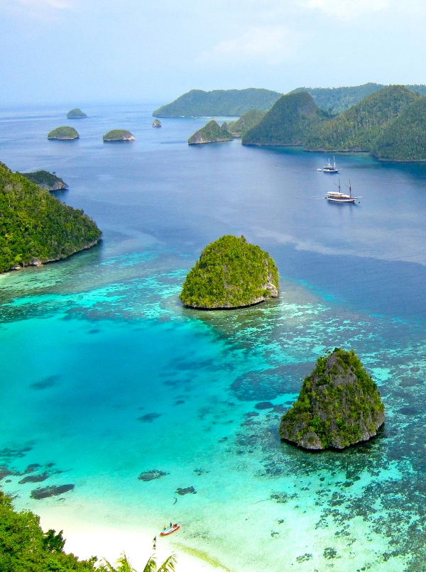 Thiên đường biển Raja Ampat  - ảnh 1