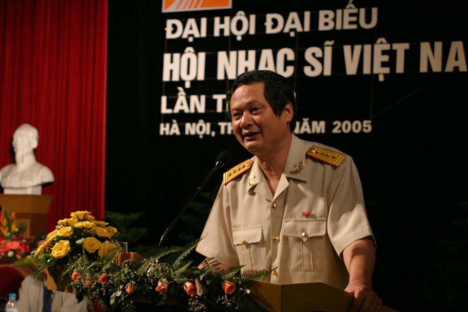 nhac-si-an-thuyen