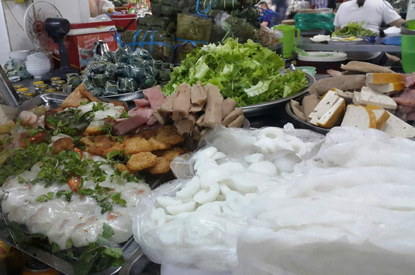 Thế giới đồ ăn ở chợ Cồn Đà Nẵng 1