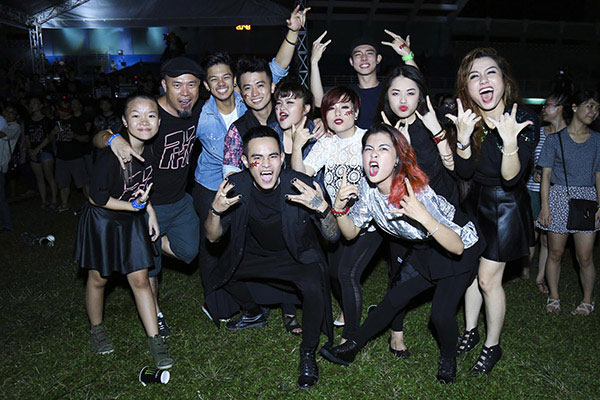 Diễm My 9X, Top 10 Vietnam Idol ‘phấn khích’ với Live Concert Phá của Phạm Anh Khoa 2