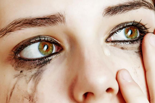 Lợi ích bất ngờ từ nước mắt