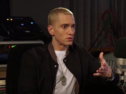 Eminem chiến đấu với cơn nghiện thuốc và giảm 37 kg bằng tập thể dục