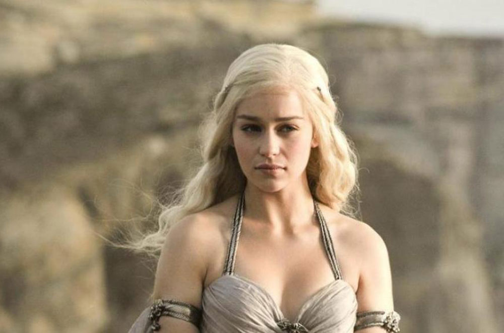 ‘Mẹ Rồng’ Emilia Clarke nói không với cảnh nóng trong Game of Thrones